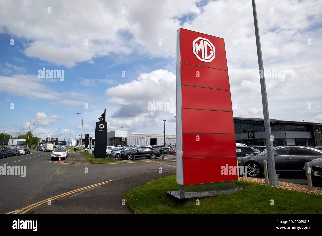 Mg SMART mercedes-benz et bmw concessionnaires automobiles boucher Cresent Belfast, Irlande du Nord, royaume-uni Banque D'Images
