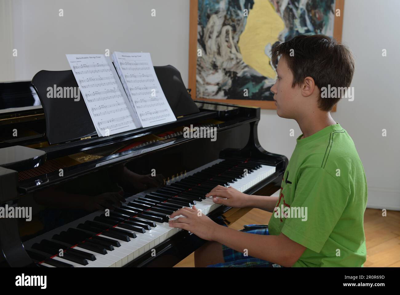 Enfant, Piano, jouer Banque D'Images
