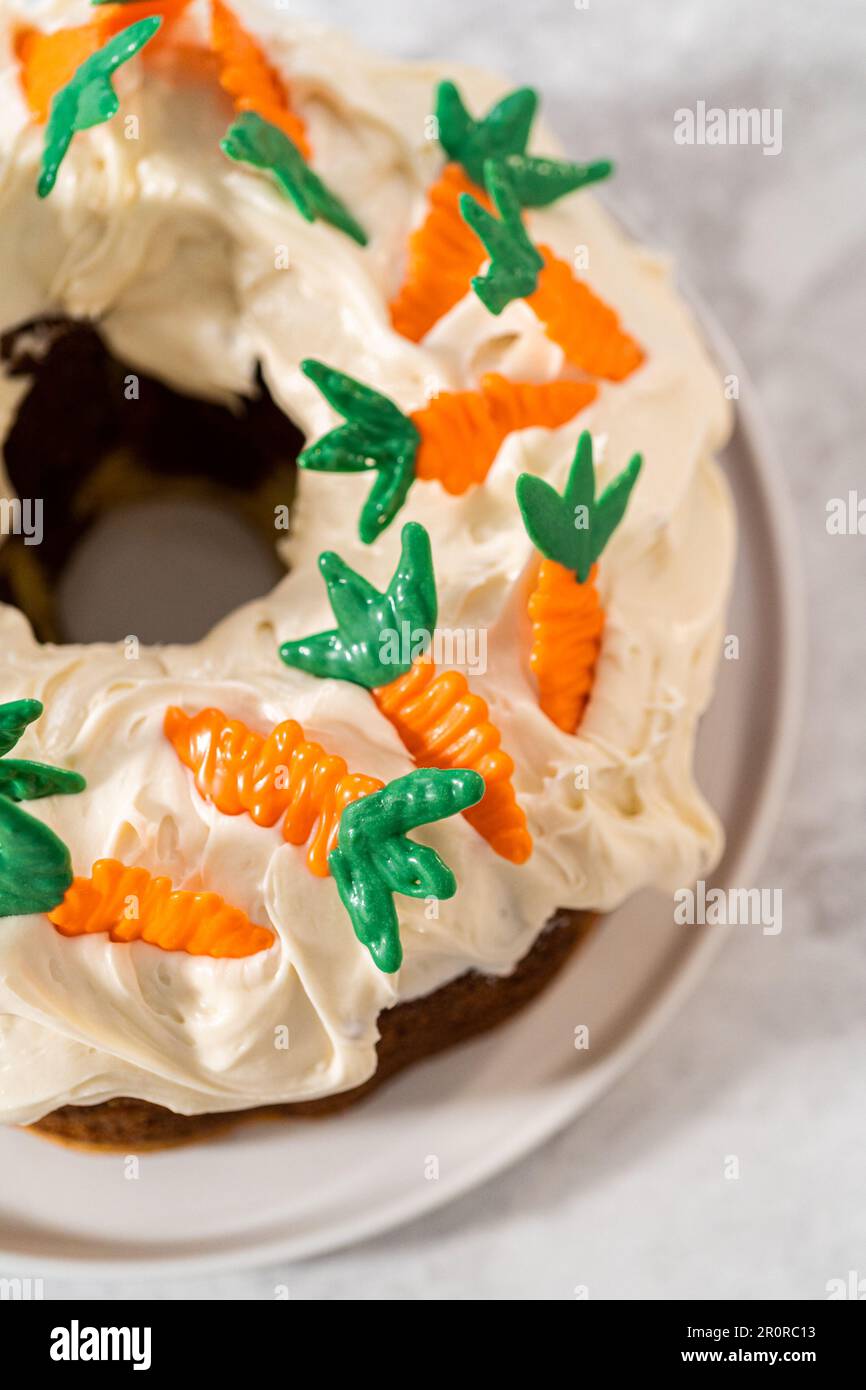 Gâteau de carotte avec glaçage au fromage à la crème Banque D'Images