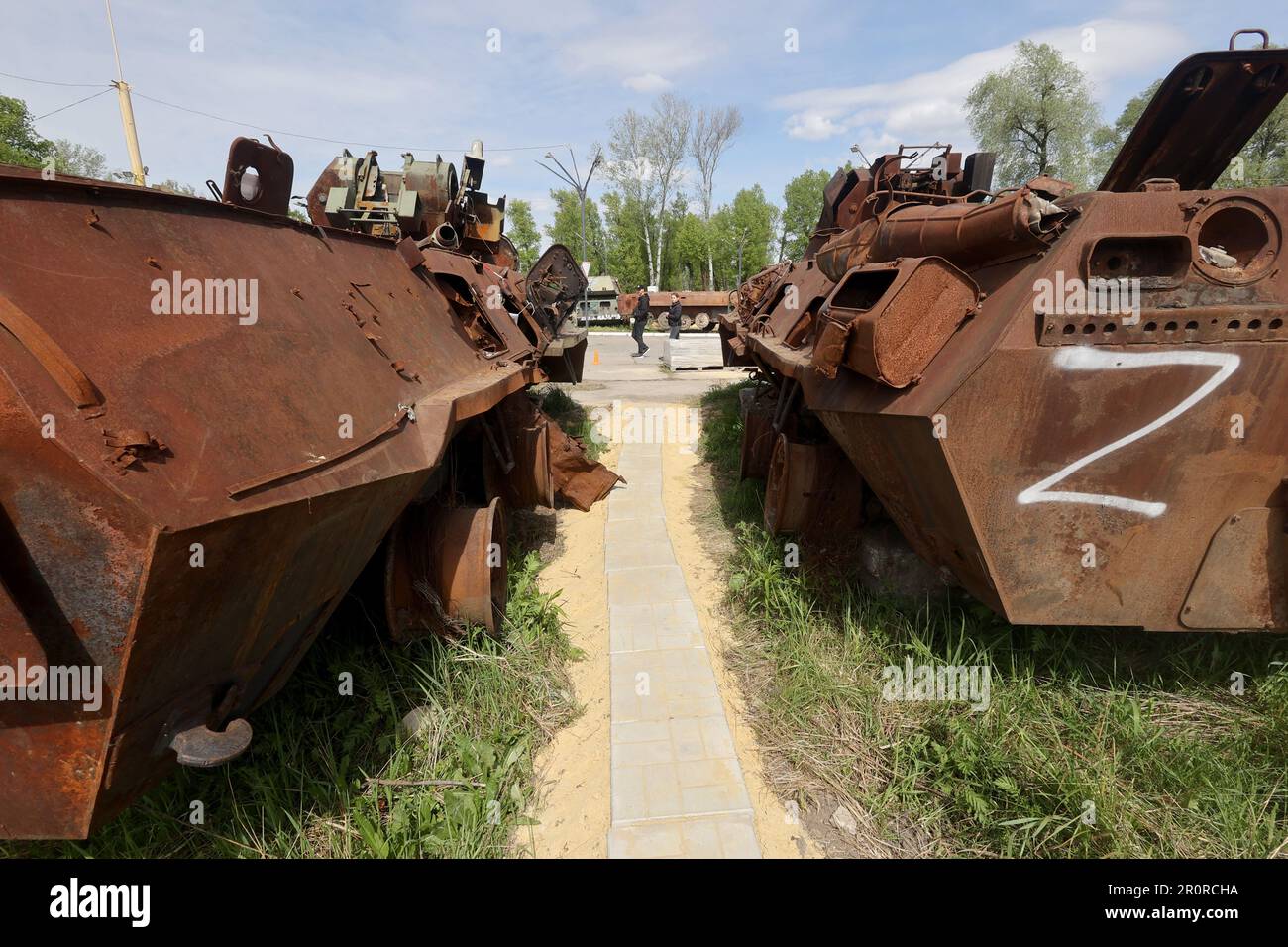 Kharkiv, Ukraine. 18th décembre 2022. KHARKIV, UKRAINE - 09 MAI 2023 - des fragments d'équipements militaires russes détruits par les forces armées ukrainiennes pendant la défense de Kharkiv sont présentés lors d'une exposition organisée par la Fondation des journaux de guerre, à Kharkiv, dans le nord-est de l'Ukraine. Credit: UKRINFORM/Alamy Live News Banque D'Images