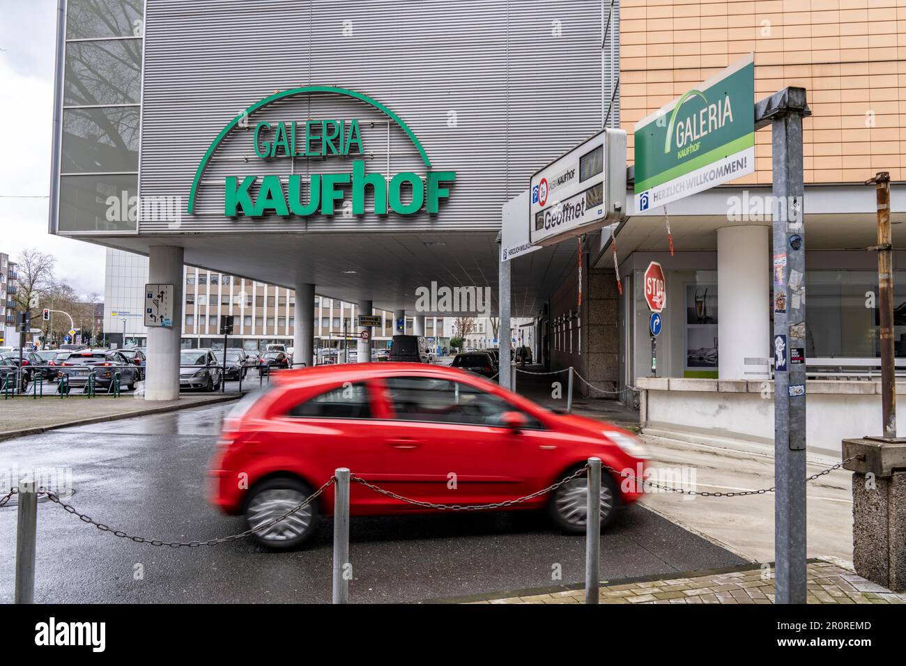 Galeria Kaufhof, dans le centre-ville de Gelsenkirchen, sur la Bahnhofstraße, est affectée par les plans de fermeture du groupe des grands magasins Banque D'Images