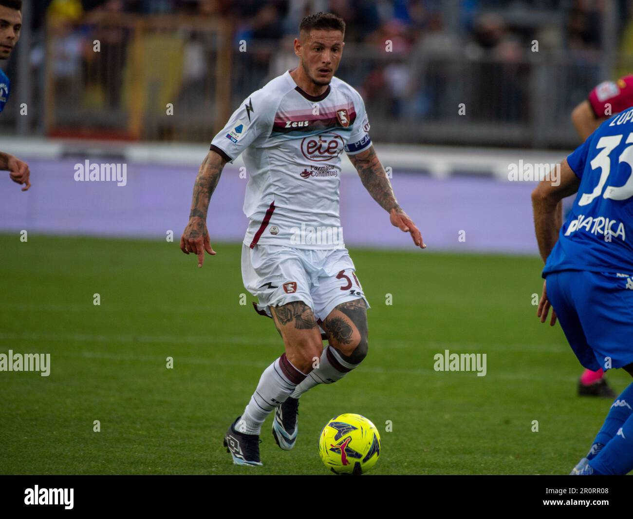 Stade Carlo Castellani, Empoli, Italie, 08 mai 2023, Mazzocchi Pasquale Salernitana porte le ballon pendant Empoli FC vs US Salernitana - italien Banque D'Images