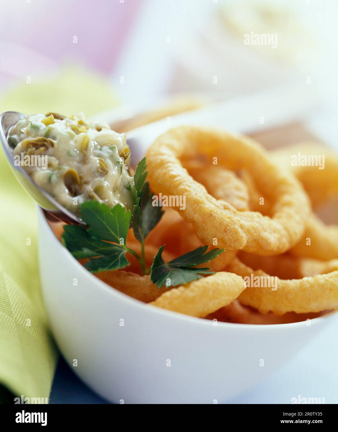 Beignets de calamar à la sauce béarnaise Photo Stock - Alamy