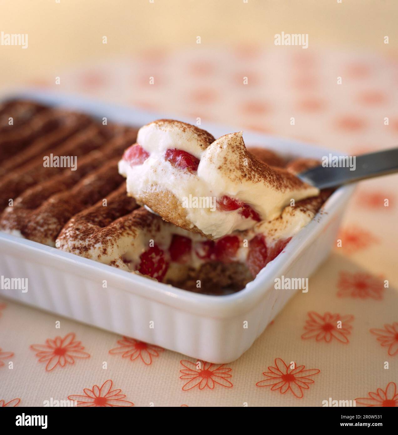 Tiramisu aux fraises Banque D'Images