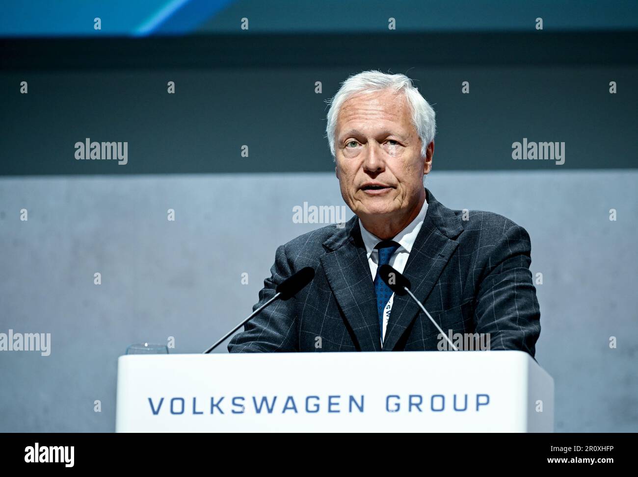 Berlin, Allemagne. 10th mai 2023. Günther Horvath, membre du conseil de surveillance de Porsche se, prend la parole lors de la réunion plénière de Volkswagen AG - Assemblée générale annuelle 2023. Credit: Britta Pedersen/dpa/Alay Live News Banque D'Images
