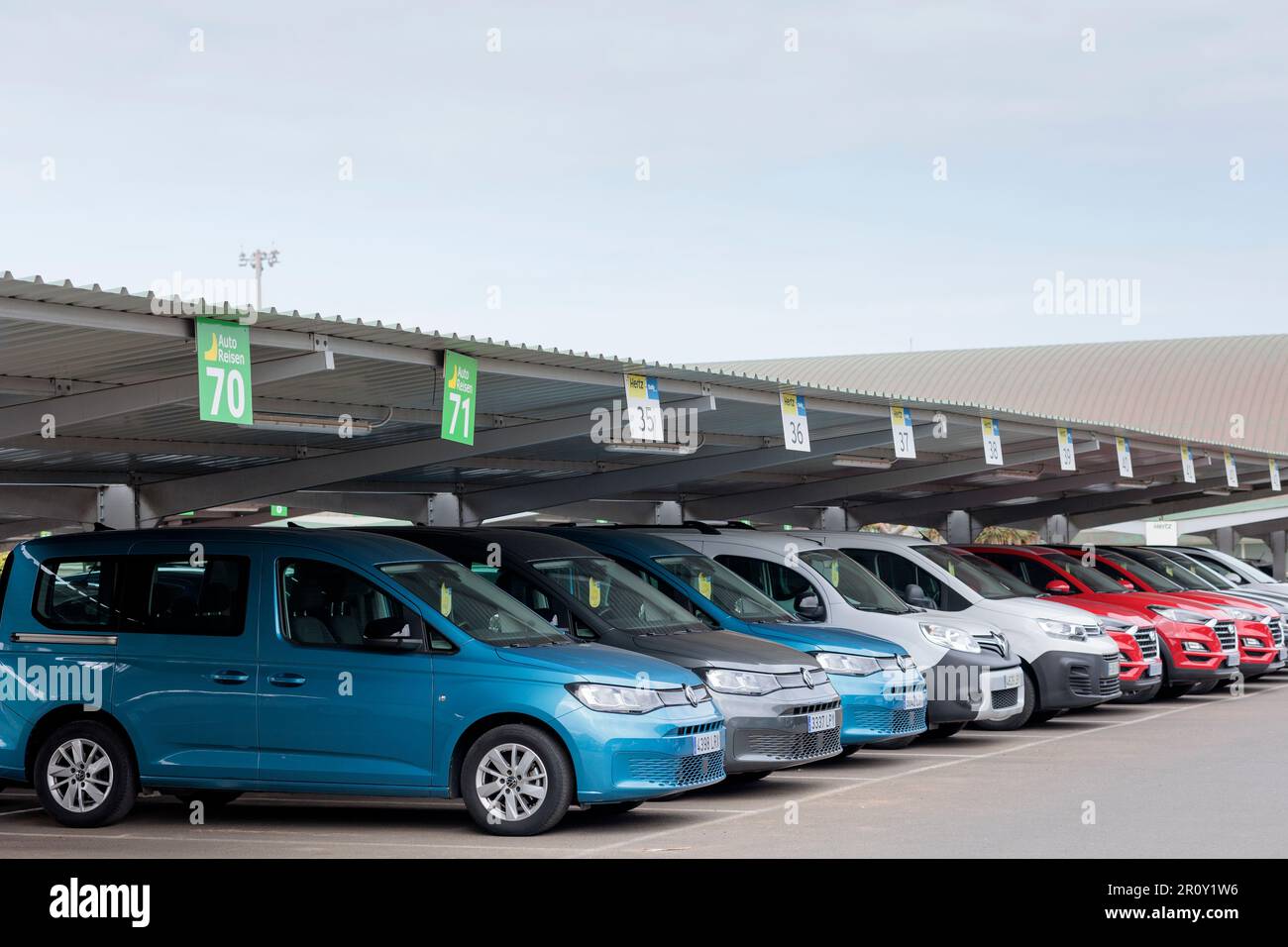 Location de voiture à l'aéroport de Fuerteventura Fuerteventura Iles Canaries Espagne Banque D'Images