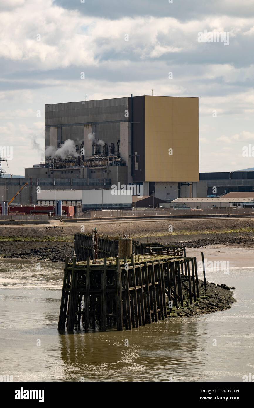 La centrale nucléaire de Heysham 1 se trouve sur la côte du Lancashire en Angleterre Banque D'Images