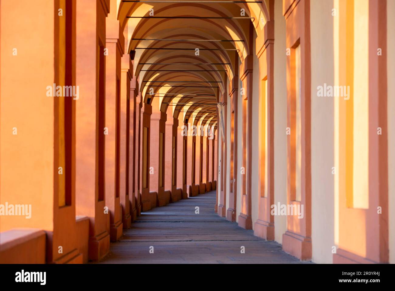 Bologne, Emilia Romagna, Italie: Portique Di San Luca, Le Porche Qui ...