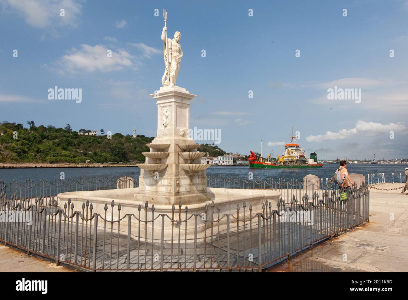 Monument Neptune à l'entrée du port, la Havane, Cuba Banque D'Images