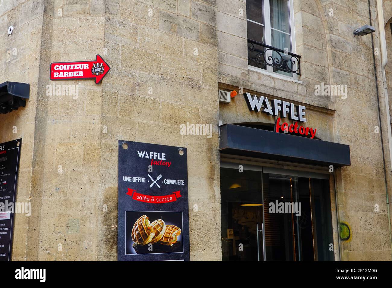 Waffle Factory, restaurant belge proposant des gaufres sucrées et salées préparées tous les jours sur place avec des ingrédients frais, rue Sainte-Catherine. Banque D'Images