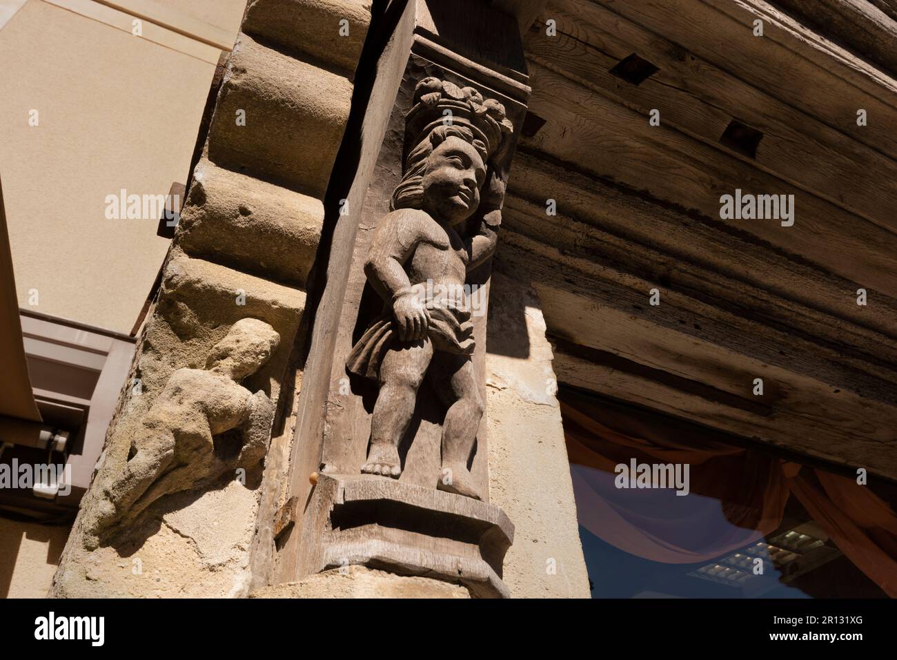 Maison d'Adam et Eve (abrite le Conservatoire de dentelle de Bayeux) 15th siècle. Bayeux, commune dans le département du Calvados. Normandie. France Banque D'Images