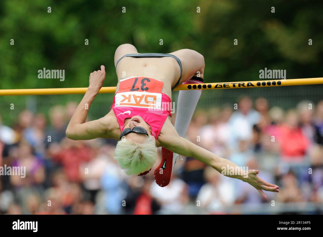 Ariane Friedrich Aktion Hochsprung Leichtathletik Gala à Wattenscheid am 2,8.2009. Banque D'Images