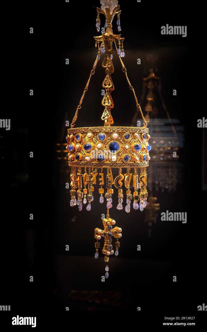 Le Guarrazar Hoard (Tesoro de Guarrazar) au Musée archéologique national de Madrid, Espagne Banque D'Images