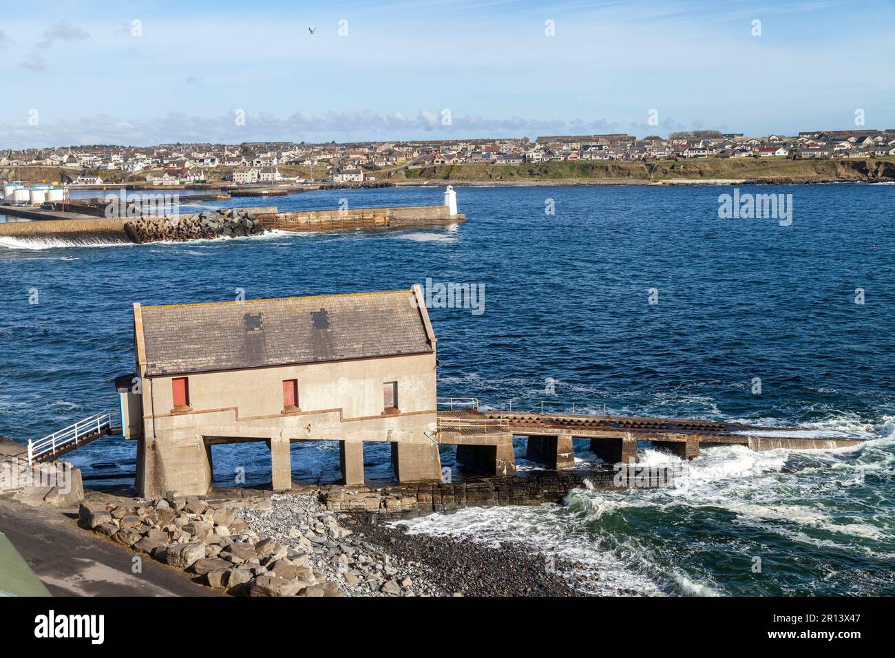 Station de bateaux à moteur désaffectée dans le port de Wick, Caithness, Écosse Banque D'Images