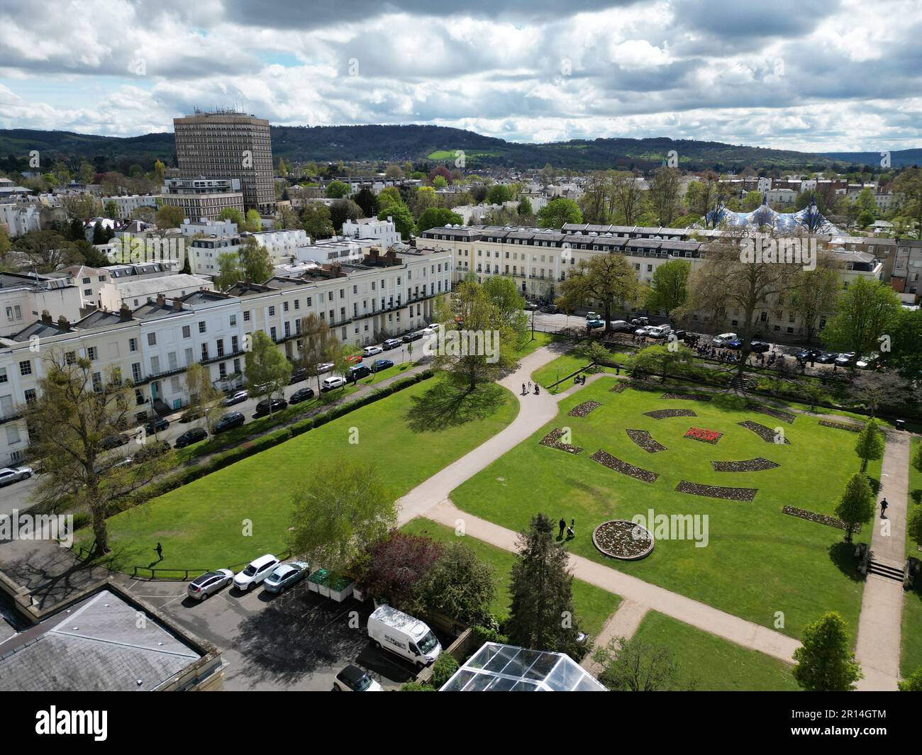 Imperial Gardens Cheltenham Gloucestershire Royaume-Uni vue aérienne de drone Banque D'Images