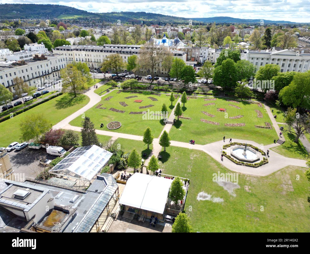 Imperial Gardens Cheltenham Gloucestershire Royaume-Uni vue aérienne de drone Banque D'Images