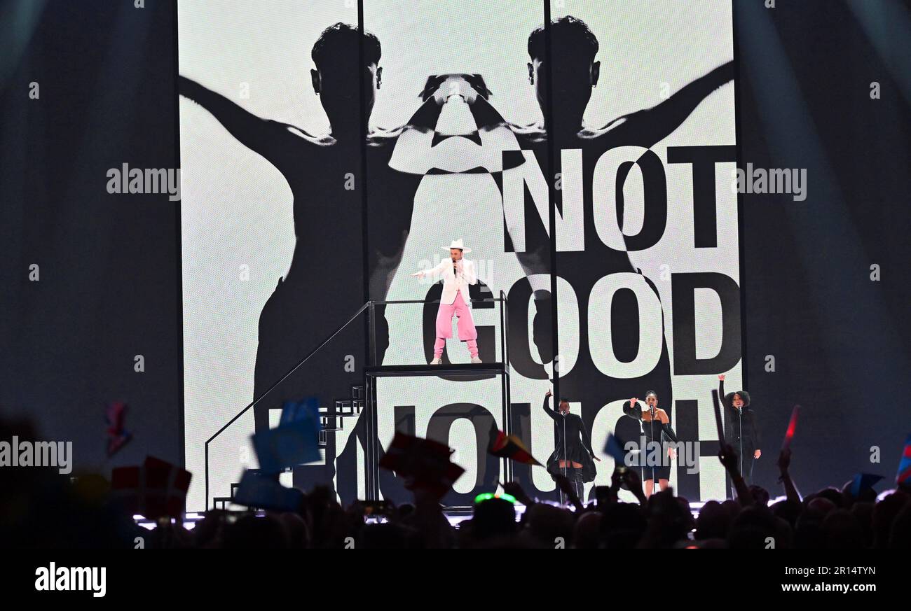 Liverpool, Royaume-Uni. 11th mai 2023. Gustaph, de Belgique, chante « parce que vous » lors de la deuxième demi-finale du concours Eurovision Song 67th (ESC) à la M&S Bank Arena. Credit: Peter Kneffel/dpa/Alay Live News Banque D'Images