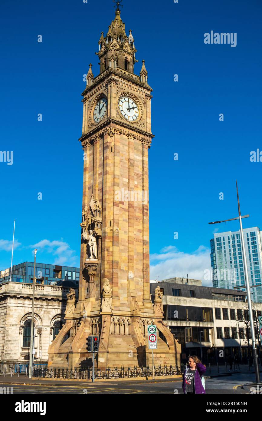 L'horloge Albert Memorial Clock est située à Queens Square dans le centre-ville de Belfast, Irlande du Nord, Royaume-Uni Banque D'Images