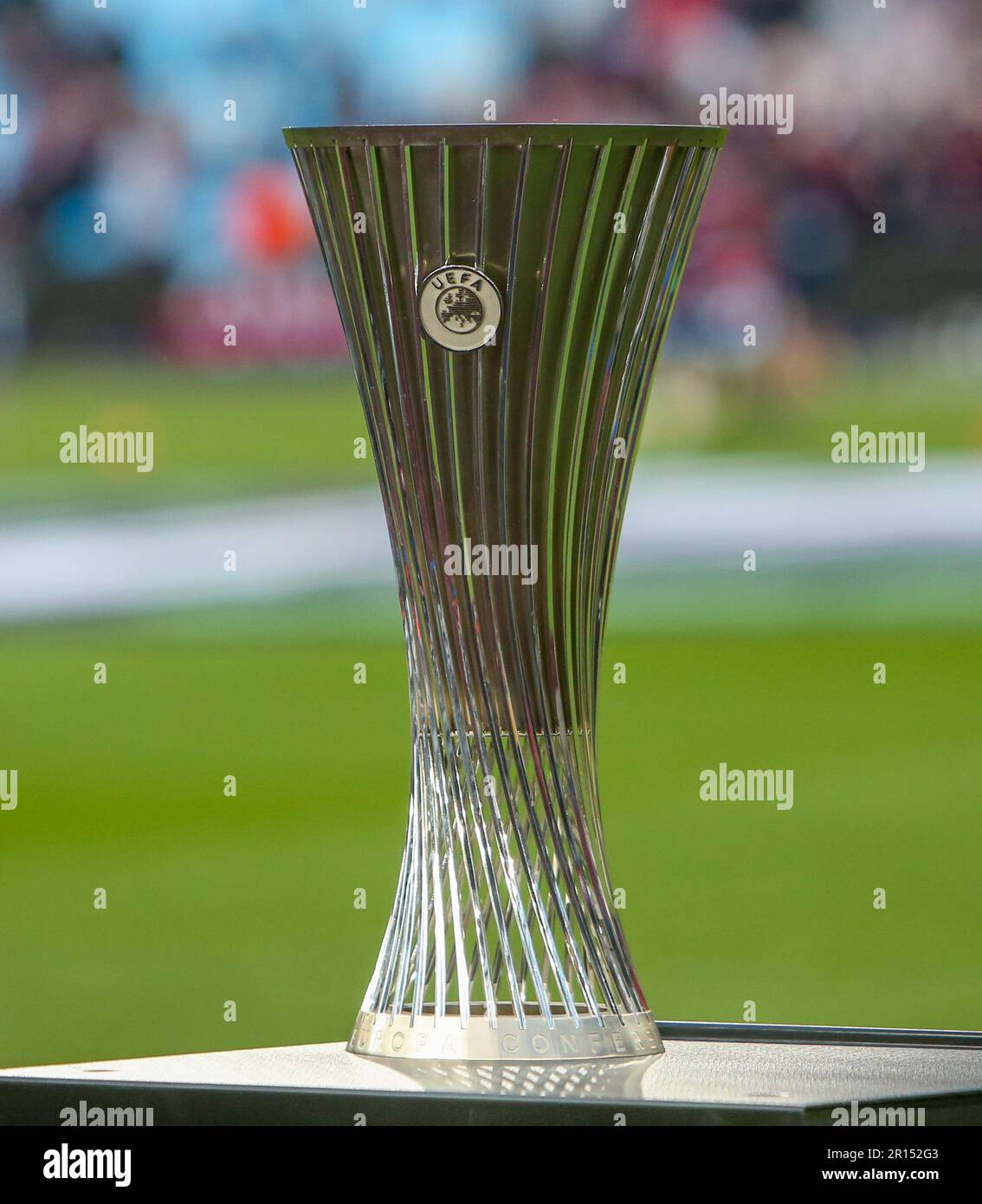 Trophée UEFA Confrence lors de la demi-finale 1st de l'Europa Conference League entre West Ham United et AZ Alkmaar au stade de Londres, Stratford, le jeudi 11th mai 2023. (Photo : Michael Driver | MI News) Credit : MI News & Sport /Alay Live News Banque D'Images