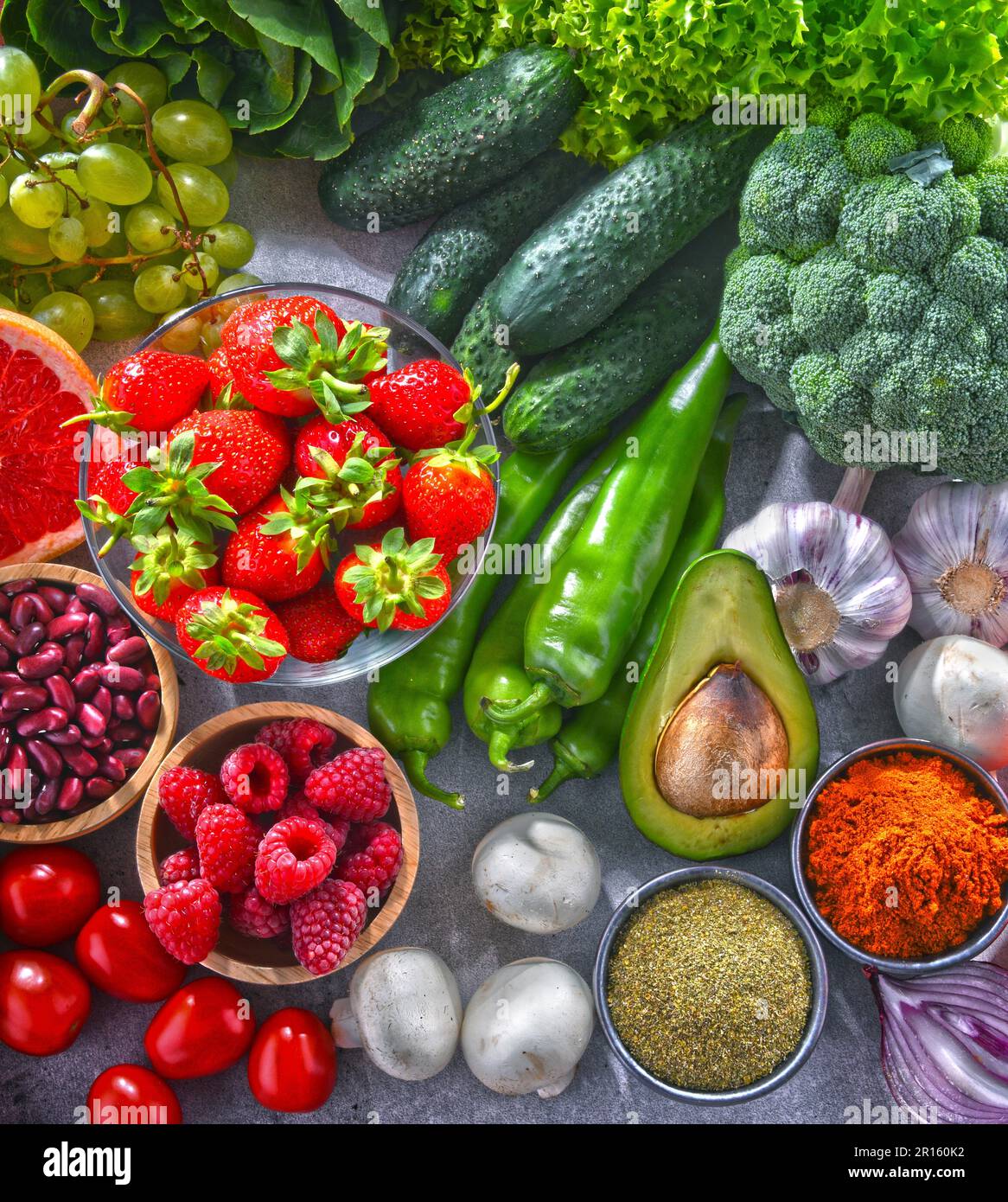 Composition avec produits frais végétariens Banque D'Images