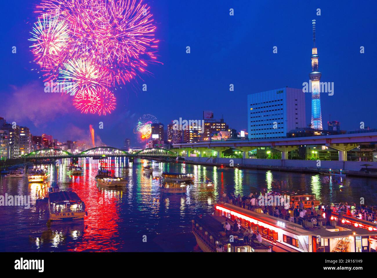 Festival d'artifice de la rivière Sumida Banque D'Images