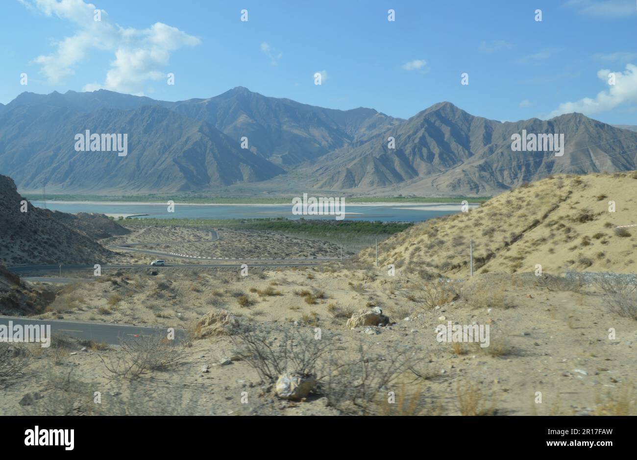 République populaire de Chine, Tibet: Vallée de Yarlung Tsangpo/Brahmaputra, près de Tsetang. Banque D'Images
