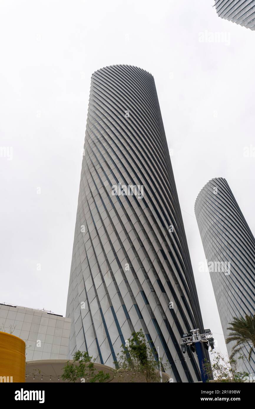 Le complexe Lusail Plaza Towers ou Lusail Plaza est constitué de quatre tours de bureaux sur la Plaza Al sa'ad, commercial Boulevard, Lusail, Qatar. Banque D'Images