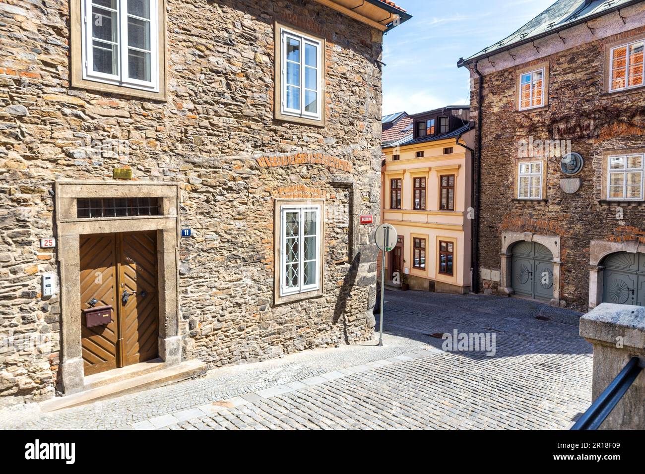 Budova arciděkanství, Kostel a zvonice sv. Bartloměje (Petr Parléř, gotika, národní kulturní památka), Kolín, Středočeský kraj, Česká republika / goth Banque D'Images