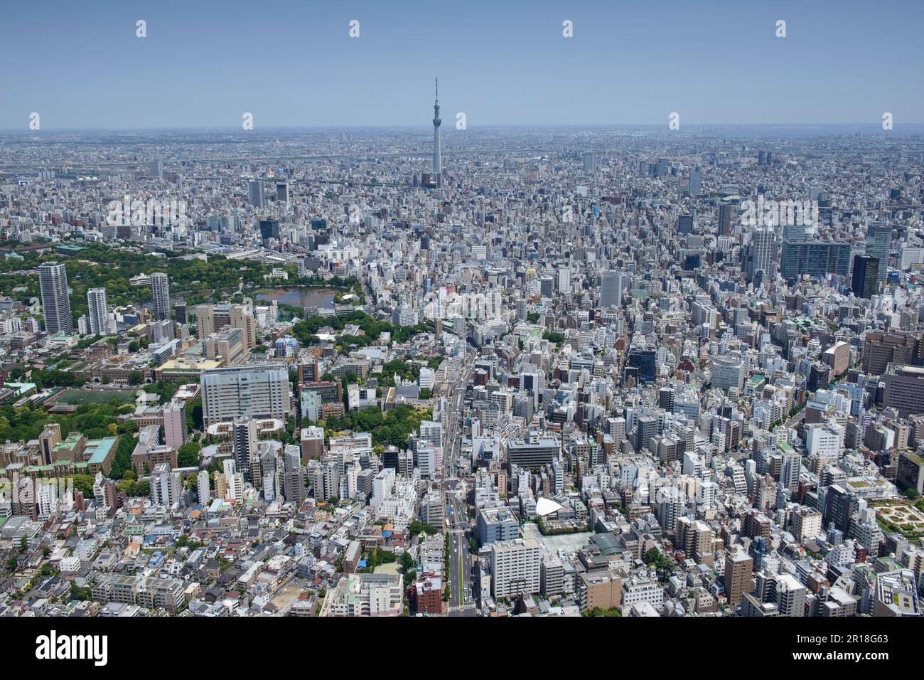 Vue aérienne de la station Hondo-Sanchome depuis le côté ouest vers la tour du ciel Banque D'Images