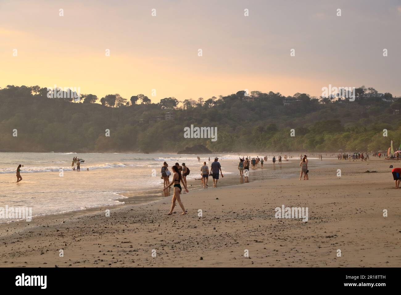 4 mars 2023 Manuel Antonio, Quepos au Costa Rica Gens sur une plage