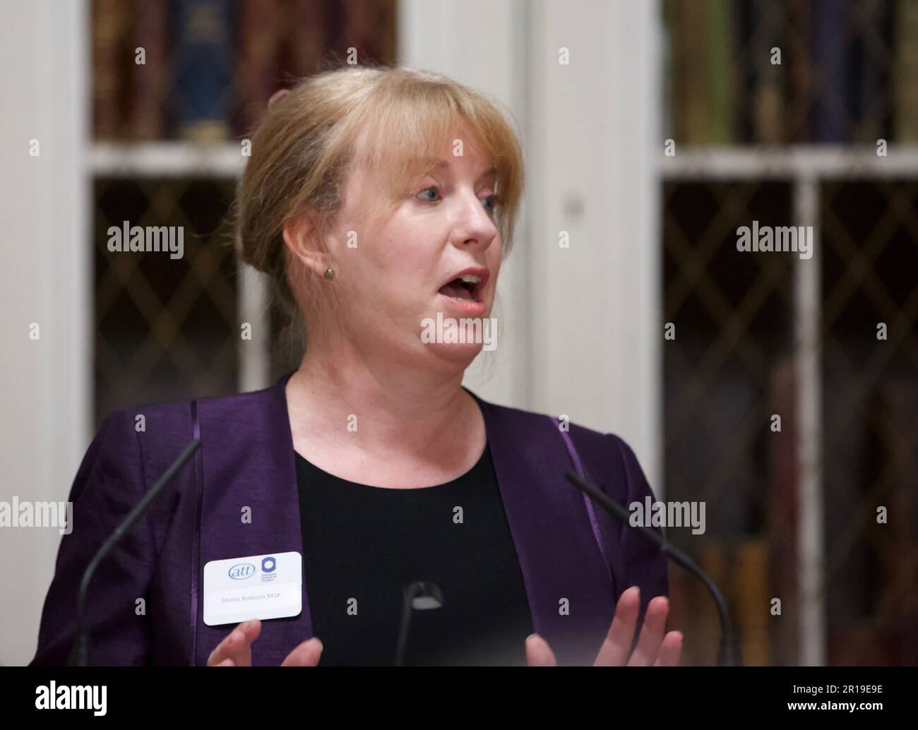 Édimbourg, Royaume-Uni, 12 mai 2023: Le secrétaire écossais des finances et vice-premier ministre Shona Robison s'est adressé à un déjeuner de l'Institut agréé de la fiscalité et de l'Association des techniciens de la fiscalité à la bibliothèque Signet. Photo: Terry Murden / Alay Live Banque D'Images