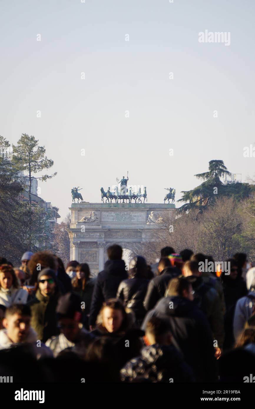 Photo de la belle arche dans la ville de Milan Banque D'Images