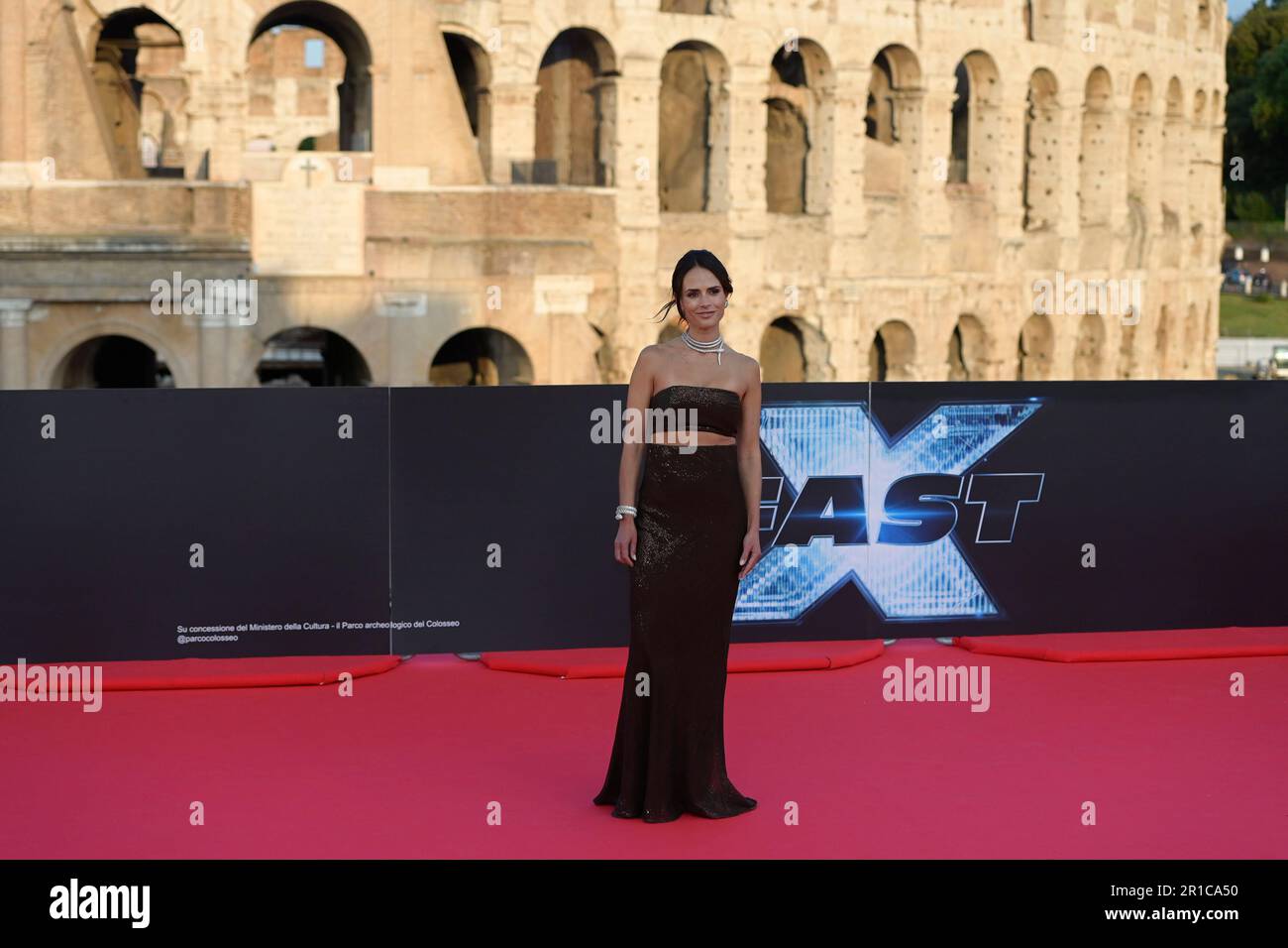 Rome, Italie. 12th mai 2023. Jordana Brewster assiste au tapis rouge de la première du film 'Fast X' au Colosseo. Crédit : SOPA Images Limited/Alamy Live News Banque D'Images