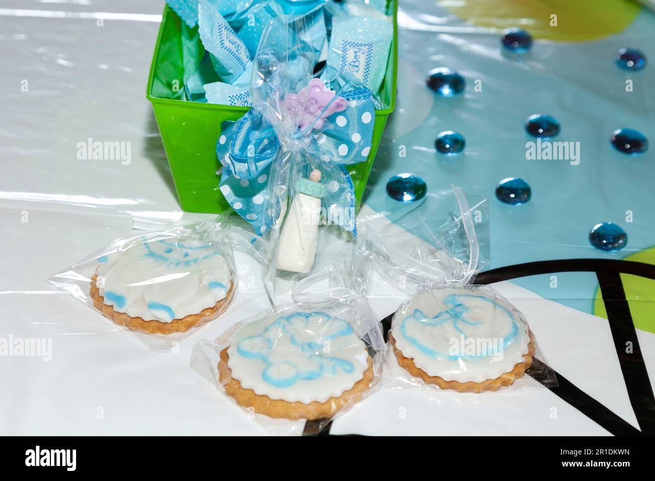 Délicieux biscuits Sweet Icing; thème de douche de bébé décoré Banque D'Images