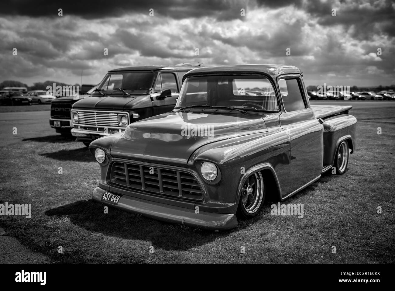 Groupe de travail 1955 de Chevrolet, exposé au Scramble d'avril qui s'est tenu au Bicester Heritage Centre le 23 avril 2023. Banque D'Images