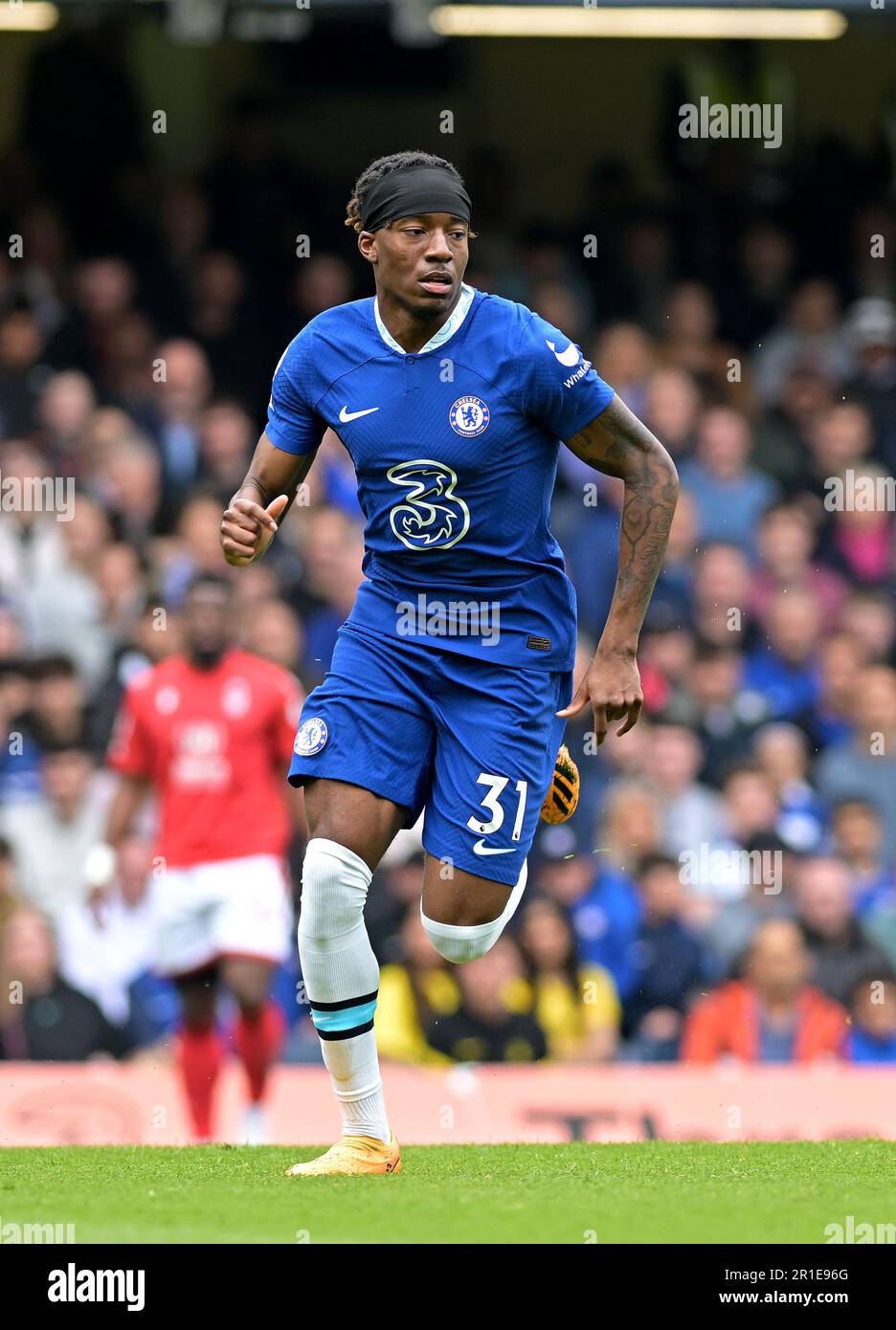 Londres, Royaume-Uni. 13th mai 2023. Noni Madueke de Chelsea pendant le match de Chelsea vs Nottingham Forest Premier League au Stamford Bridge London crédit: MARTIN DALTON/Alay Live News Banque D'Images