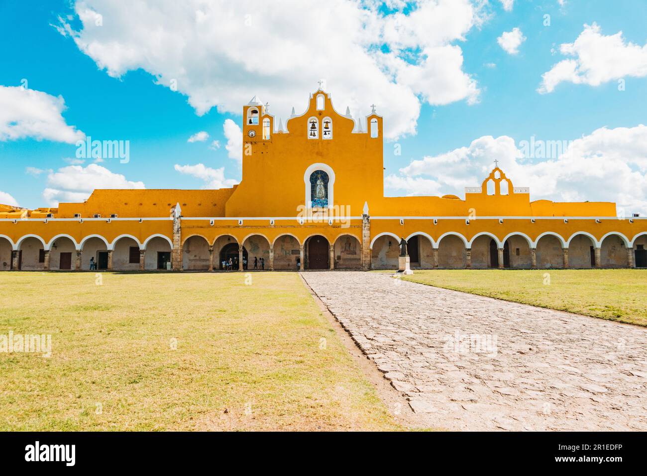 Le couvent San Antonio de Padua du 16e siècle à Izamal, Mexique, alias «ville jaune» Banque D'Images
