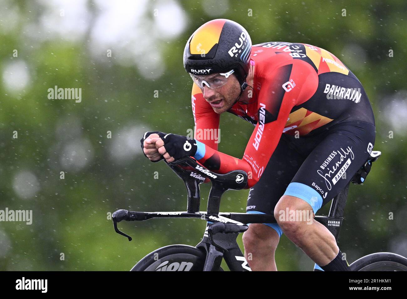 Cesena, Italie. 14th mai 2023. Italien Damiano Caruso de Bahreïn victorieux en action pendant la neuvième étape de la course de vélo Giro d'Italia 2023, un essai individuel de temps de Savignano sul Rubicone à Cesena (35km), en Italie, le dimanche 14 mai 2023. Le Giro 2023 a lieu du 06 au 28 mai 2023. BELGA PHOTO JASPER JACOBS crédit: Belga News Agency/Alay Live News Banque D'Images