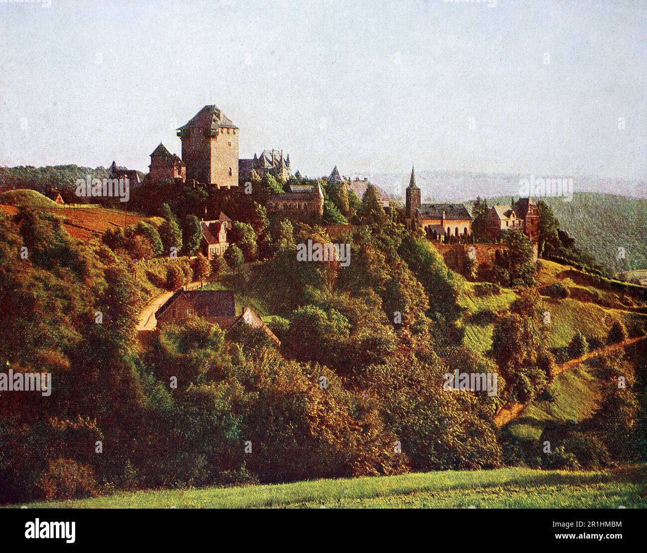 Schloß Burg an der Wupper, Teil von Solingen, im Jahre 1910, Nordrhein-Westfalen, Deutschland, Fotografie, digital restaurierte Reproduktion einer Originalvorlage aus dem frühen 20. Jahrhundert, genaues Originaldatum nicht bekannt Banque D'Images