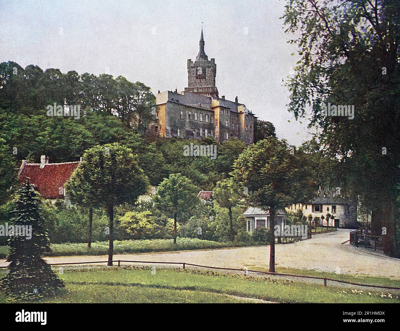 Die Schwanenburg in Kleve im Jahre 1910, Nordrhein-Westfalen, Deutschland, Fotografie, Digital restaurierte Reproduktion einer Originalvorlage aus dem frühen 20. Jahrhundert, genaues Originaldatum nicht bekannt Banque D'Images