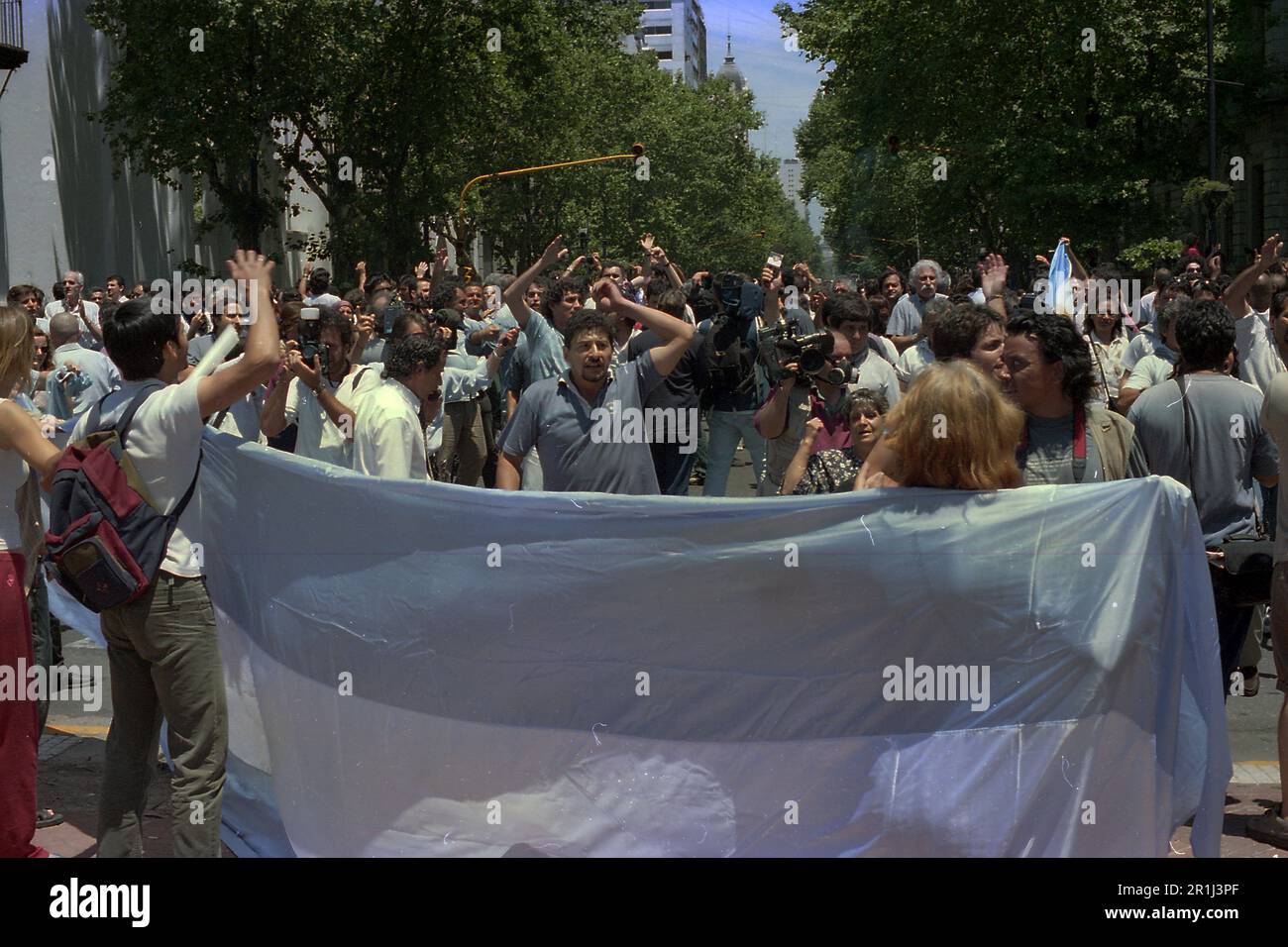 Agitation en Argentine. Manifestants contre le gouvernement de Fernando de la Rua à Plaza de Mayo, Buenos Aires, Argentine, décembre 2001 Banque D'Images