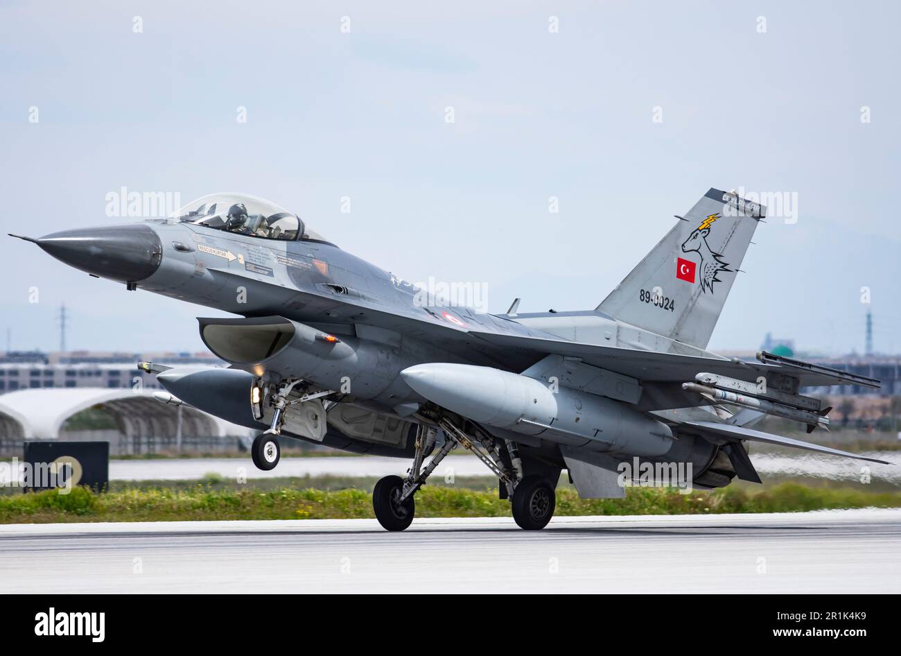 F-16C bloc 40 Faucon de combat décollage Konya Anatolie Eagle exercices (89-0024) de 191 Filo Ceylan 'gazelle ' basé à Konya 3. Jet principal 132. squat Banque D'Images