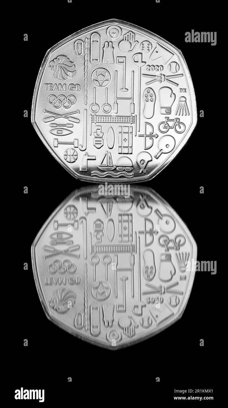 Pièce de 2021 50p avec les athlètes Team GB Banque D'Images