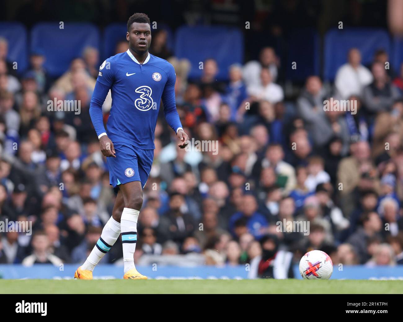 Londres, Royaume-Uni. 13th mai 2023. Noni Madueke de Chelsea pendant le match de la première Ligue au pont Stamford, Londres. Crédit photo à lire: Paul Terry/Sportimage crédit: Sportimage Ltd/Alay Live News Banque D'Images
