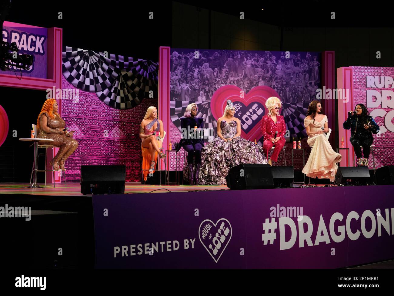 Los Angeles, CA Etats-Unis 12 mai 2023 ramener mes filles saison 2 toutes les étoiles 6 au cours de la Rupaul DragCon 2023, jour 1, tenue au CENTRE DE congrès DE LA à Los Angeles, Californie, vendredi, 12 mai, 20223 photo par Jennifer Graylock-Alamy Banque D'Images