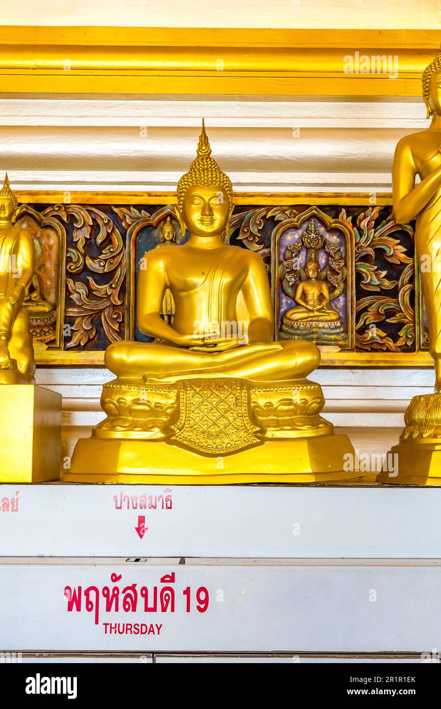 Statue de Bouddha pour chaque jour de la semaine, Donnesragg, Wat Saket, Temple de la montagne d'or, Wat Saket Ratcha Wora Maha Wihan, Bangkok, Thaïlande, Asie Banque D'Images