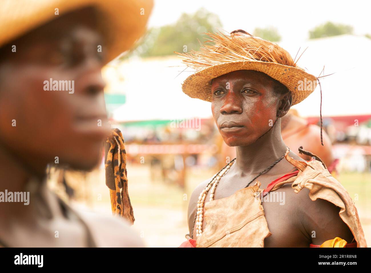 Jos, Nigéria. 12th mai 2023. Le visage d'un soldat intrépide du guerrier Berom, Jos, Etat du plateau, Nigeria. Banque D'Images