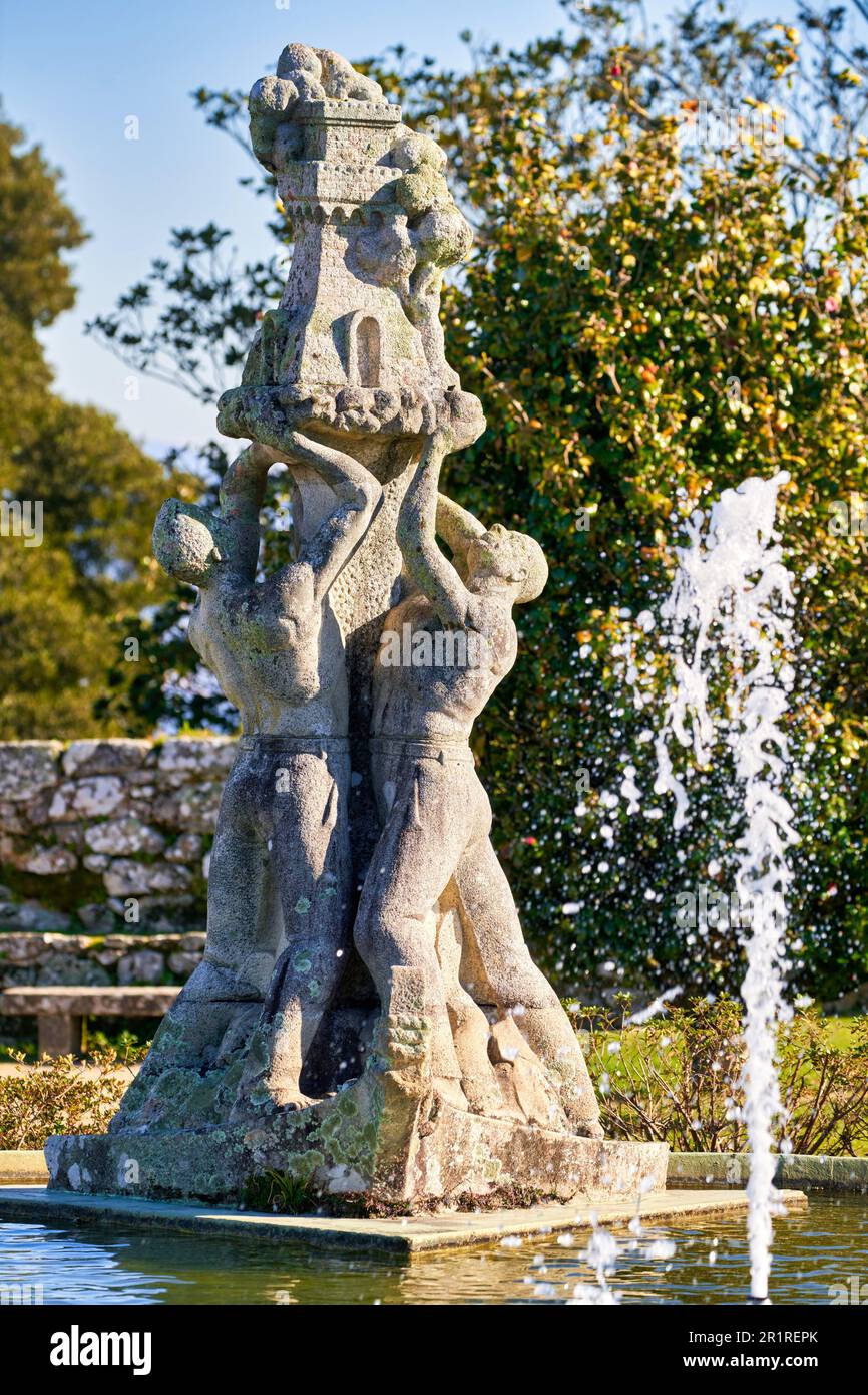 Sculpture dans le château O Castro, Parc Monte do Castro, Vigo, Pontevedra, Galice, Espagne. Le château de Castro, situé dans le parc de Monte do Castro à Banque D'Images