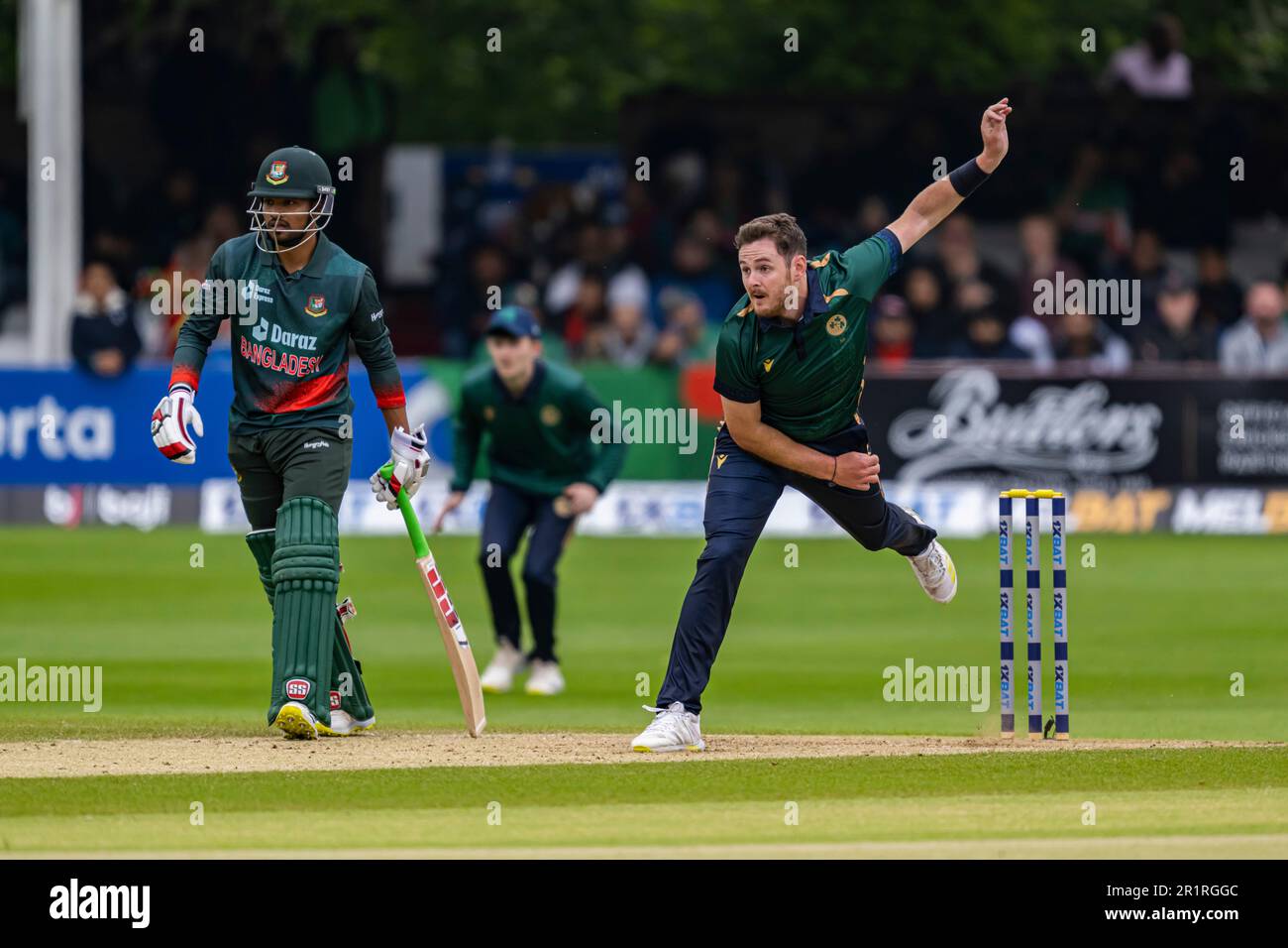 CHELMSFORD, ROYAUME-UNI. 14 mai 2023. Lors de la Super League de coupe du monde de cricket des hommes de l'ICC - 3rd ODI Irlande vs Bangladesh au terrain de cricket du comté de Cloud dimanche, 14 mai 2023 à CHELMSFORD, EN ANGLETERRE. Credit: Taka Wu/Alay Live News Banque D'Images