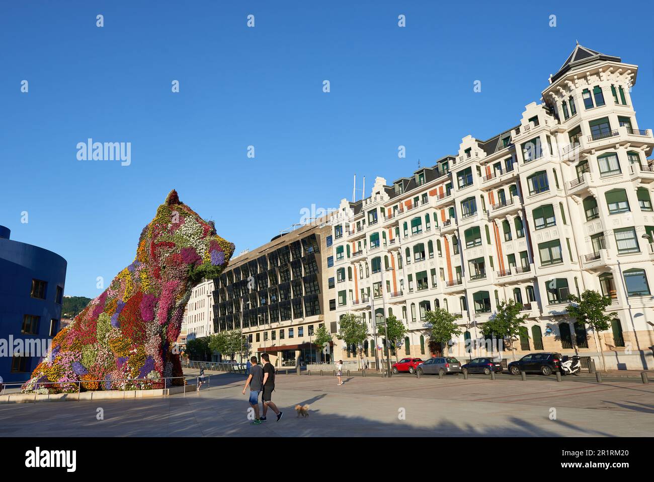 Fleurs art floral fonction Chiot Chien en forme par Jeff Koons au Guggenheim Museum, Bilbao, Pays Basque, Pays Basque, Espagne, Europe. Banque D'Images